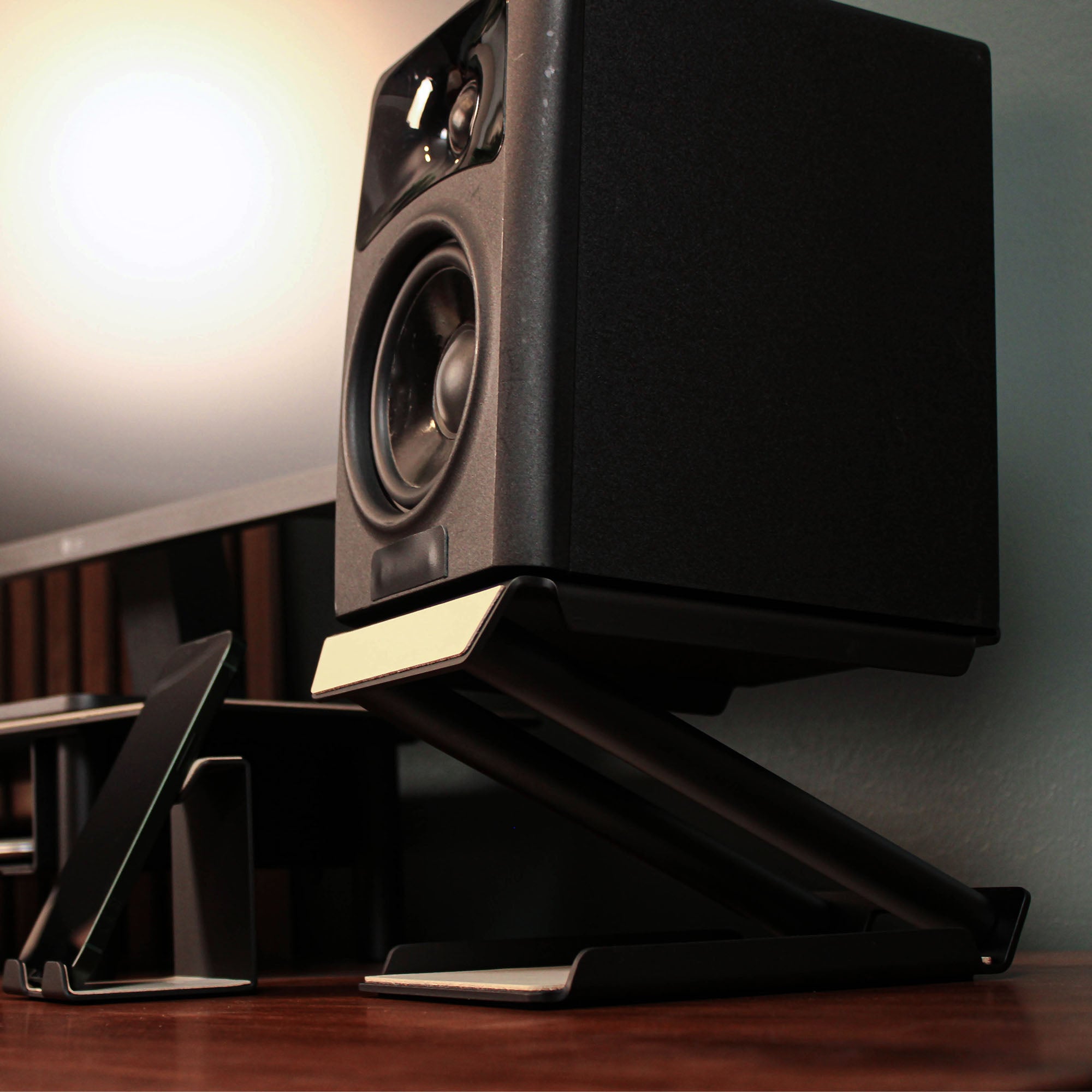 Metal & Leather Speaker Stand desk