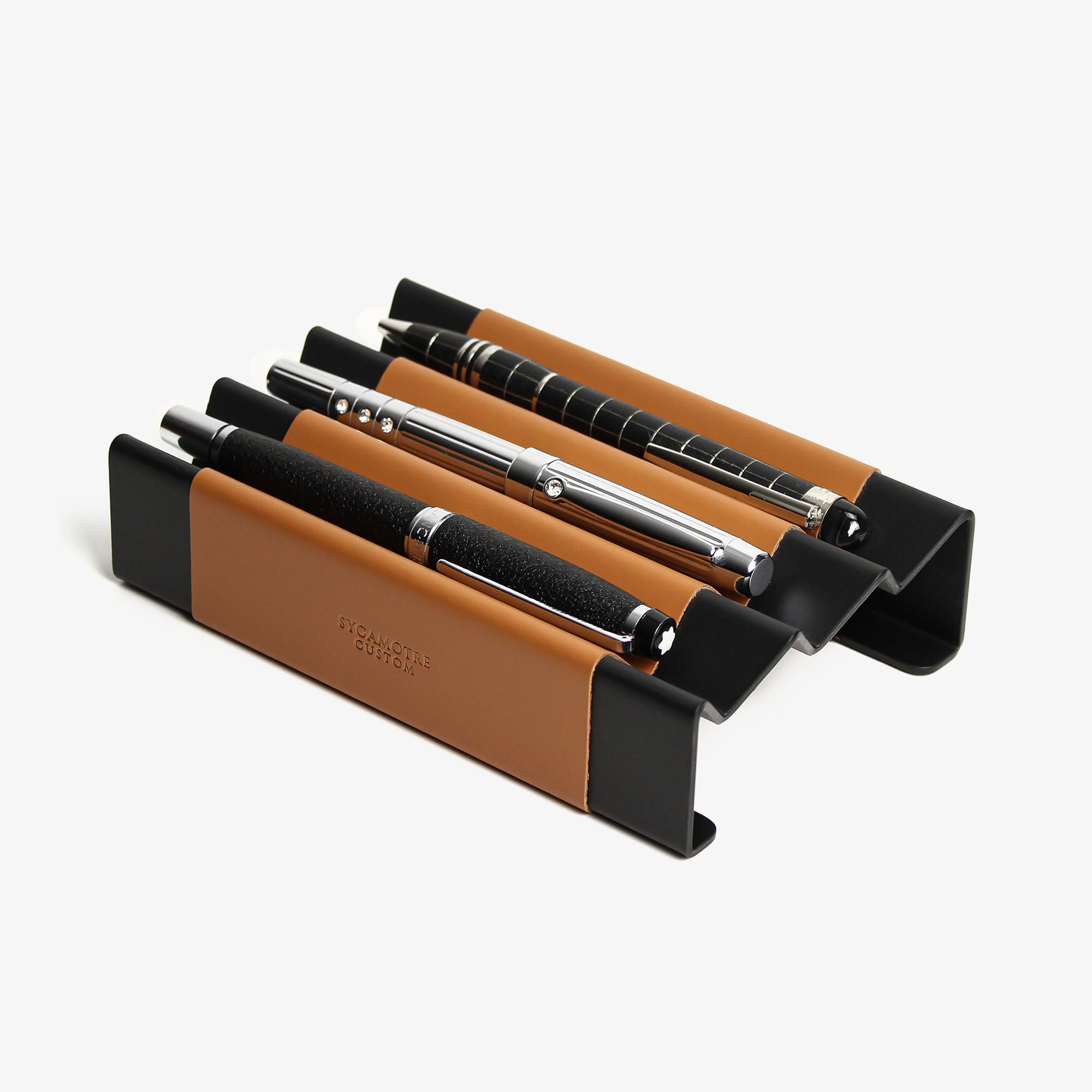 Close-up of the padded base of the cognac pen tray for surface protection