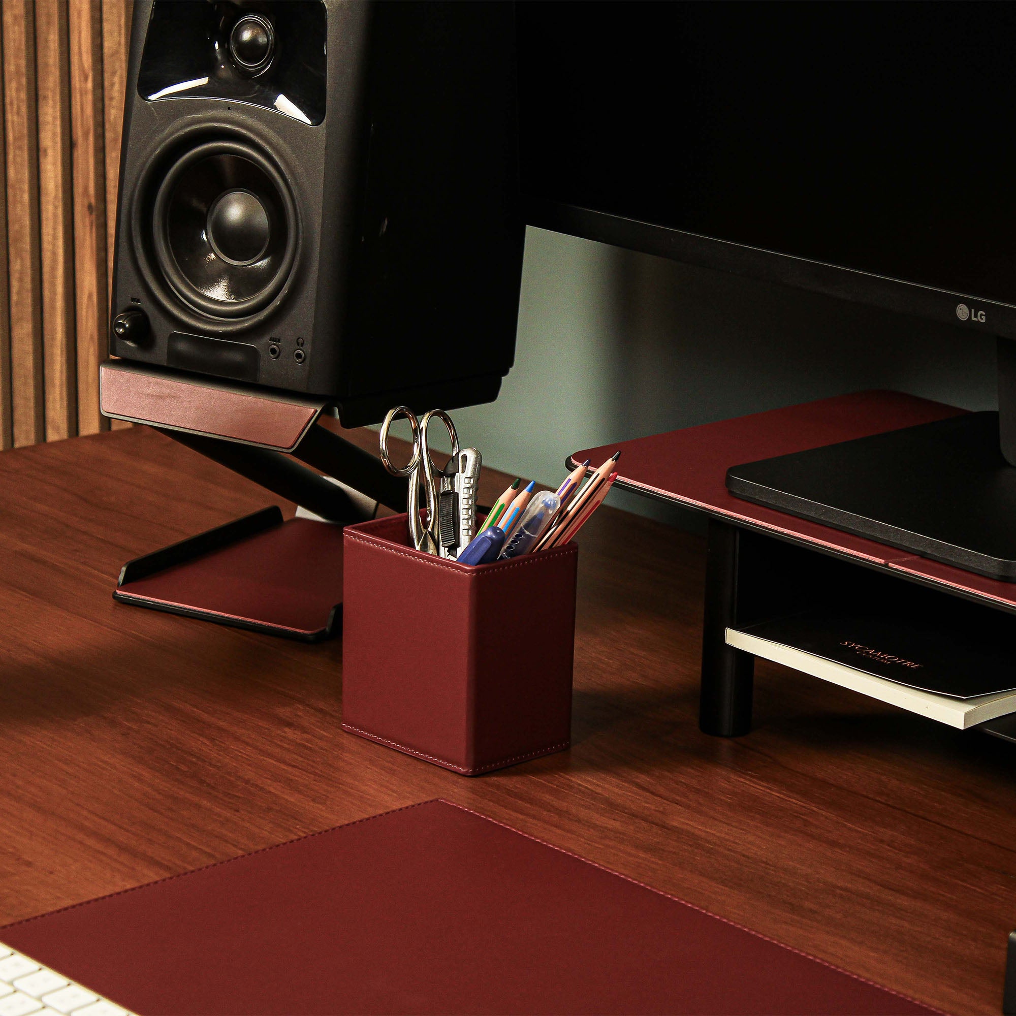 Luxury Leather Pencil Cup