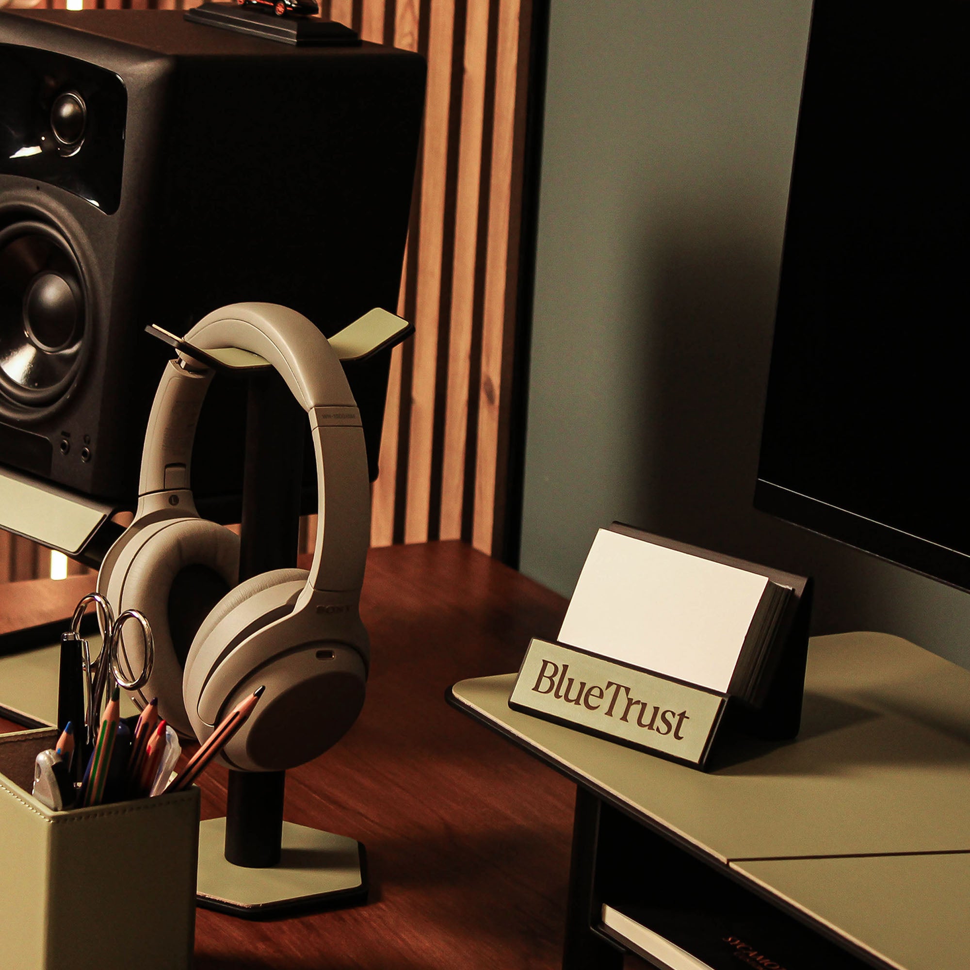 Best Business Card Holder with leather overlay