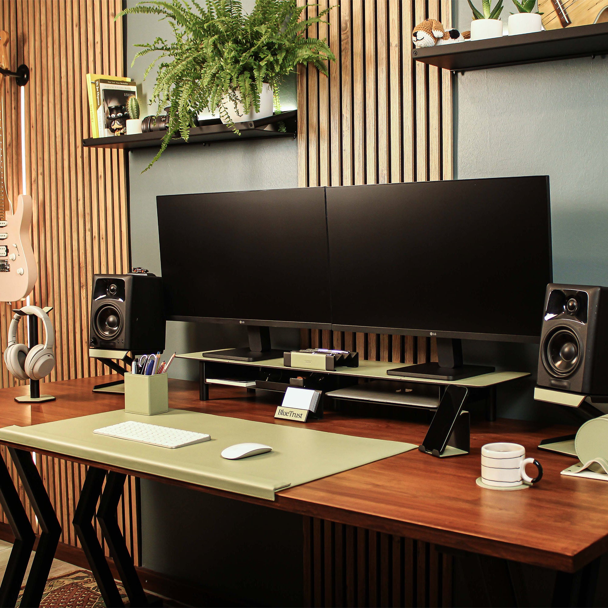 Home Speaker Stand for desk