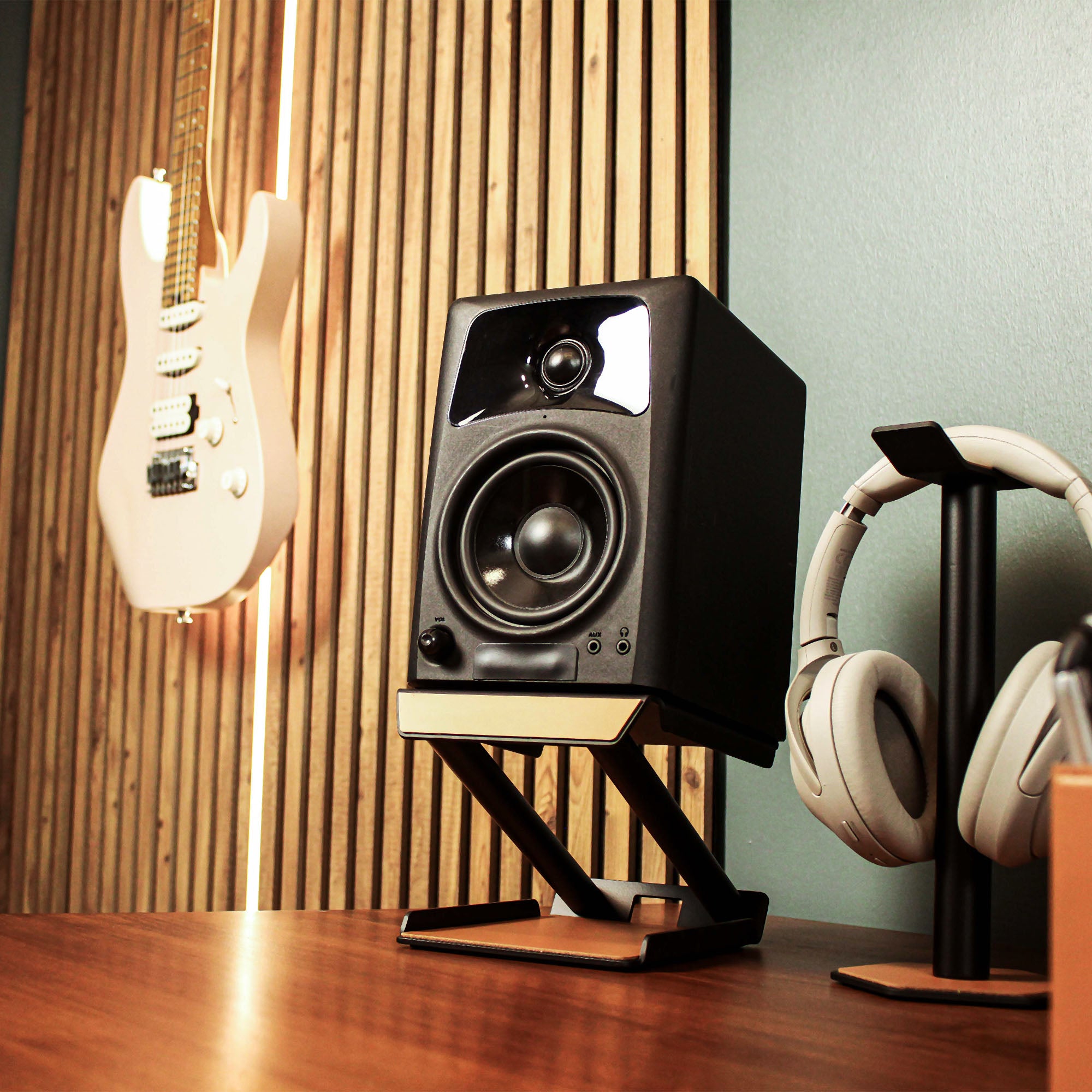 Luxury Speaker Stand for desk