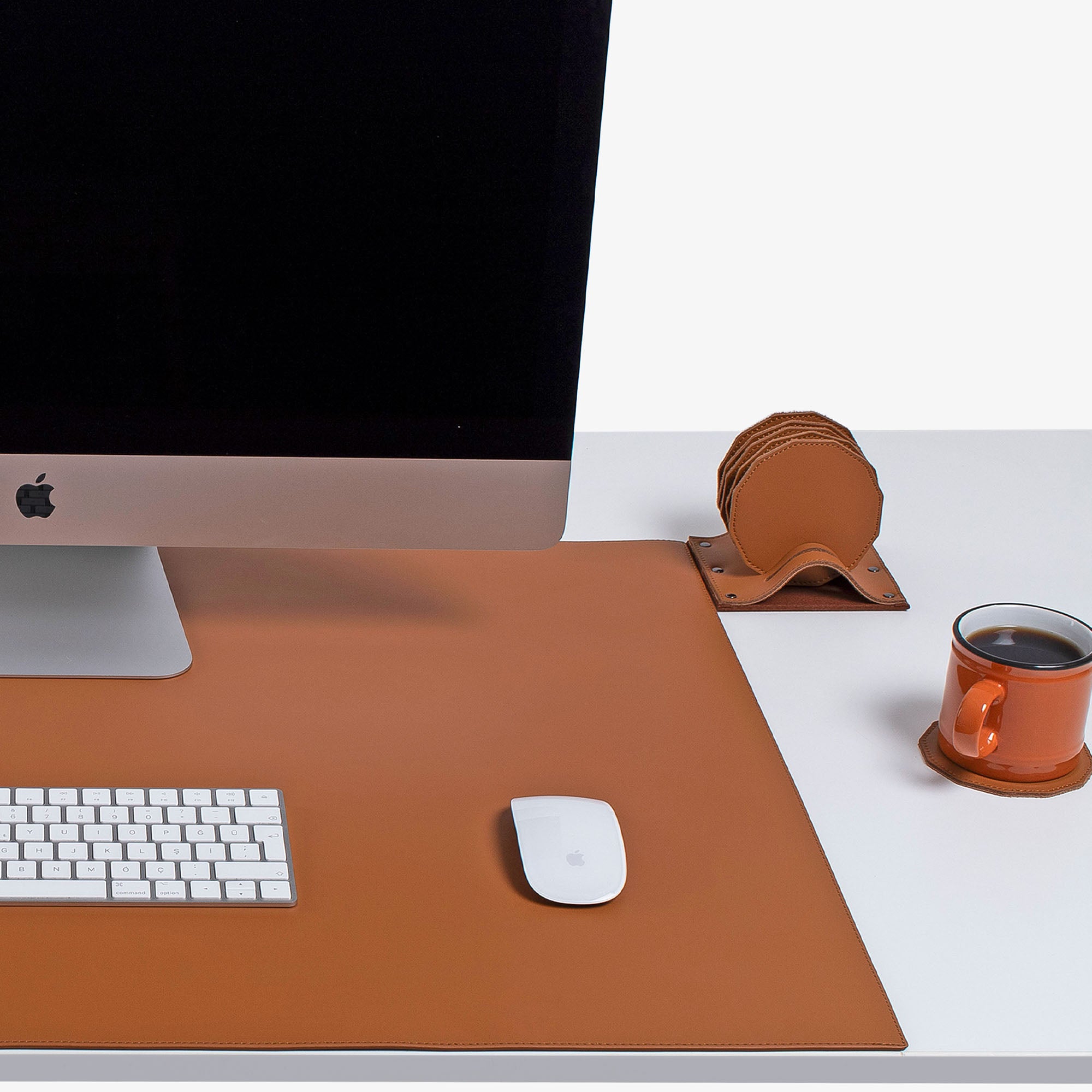 Brown Leather desk mat on the desk 